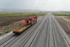 Azerbaycan-Zengezur-Koridoru-icin-demir-yolu-insasina-devam-ediyor.jpg